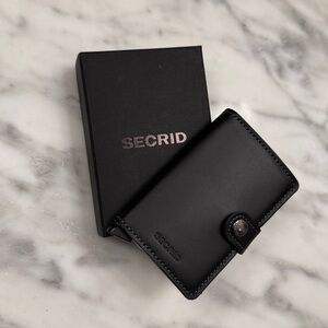 SECRID Mini Wallet Original Black  BRAND NEW IN BOX